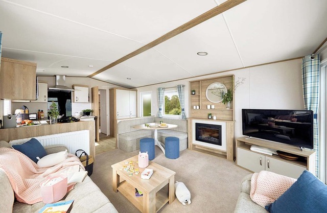 Platinum 2 Bed Hot Tub (Pet)