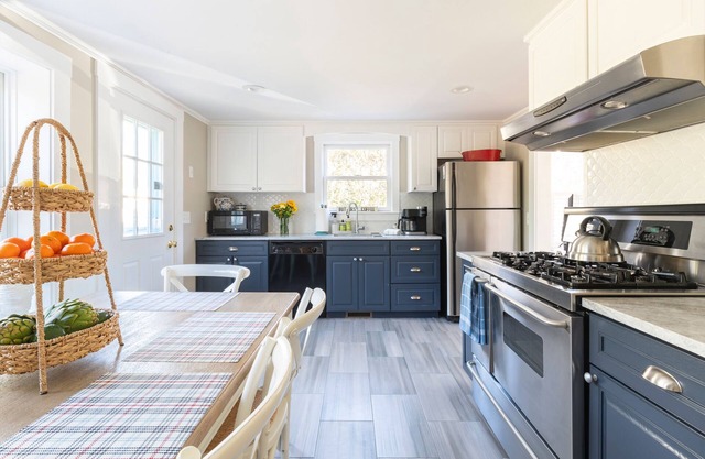 Pleasant Chatham Cape