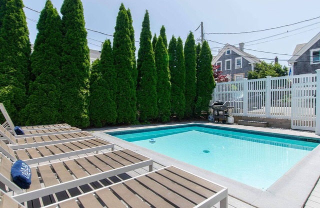 Plunge Pool, Free Parking, Dogs Welcome!