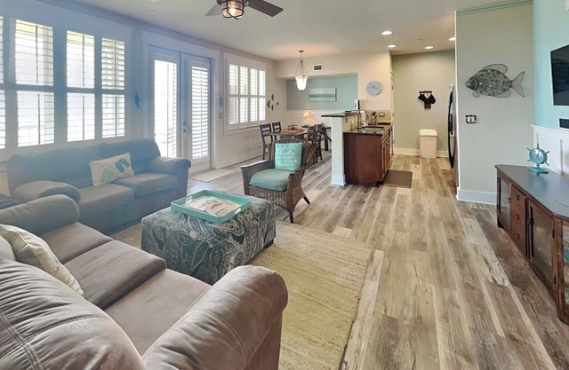 Pointe West 102 - Sealavie | Bayfront Condo + Pool Access