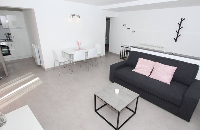 POLENTA One-Bedroom Apartment