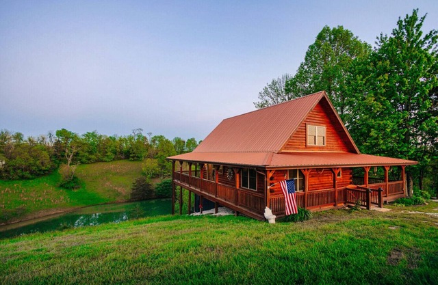 Pond Paradise - Private Pond | Hot Tub | Off-Road Parks | Fire Pit