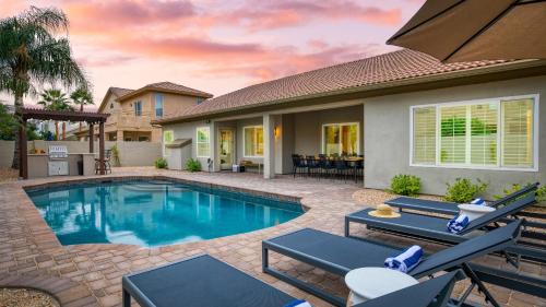 Pool Oasis w Outdoor Bar Dining Grill Pool Table Palo Santo by AvantStay