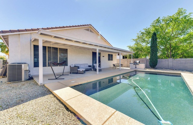 Pool, Patio & Grill: San Tan Valley Escape!