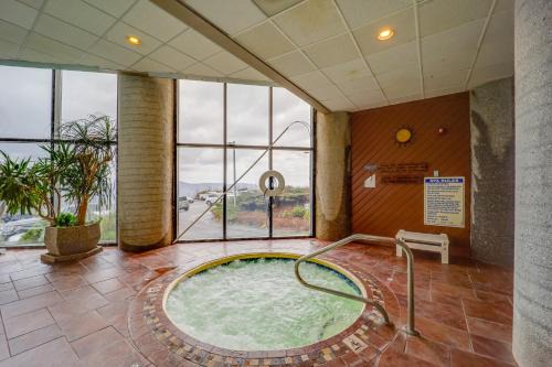 Pool, Sauna and Gym Sugar Top Resort Condo with Views
