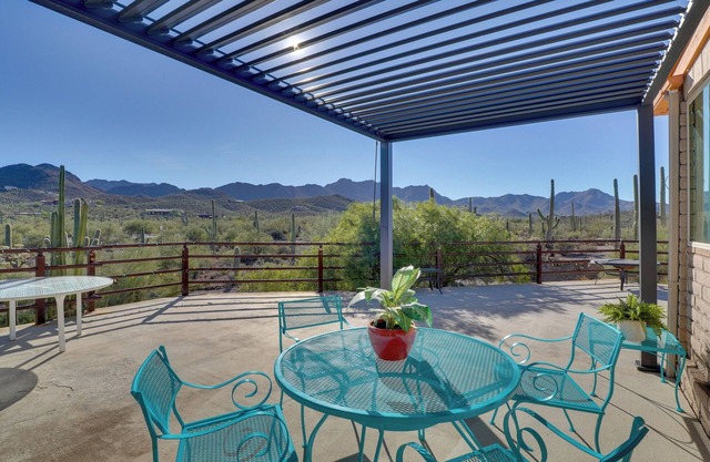 Pool & Stunning Mtn Views! Eclectic Tucson Home