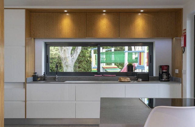 Pool, sun and sea view - Villa das Quebradas