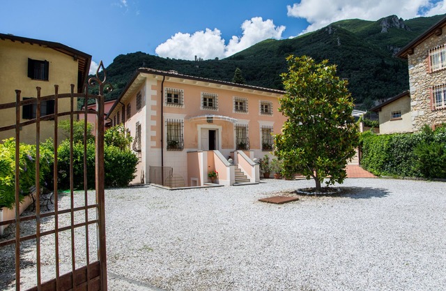 Pool Villa in Tuscany. 10 bedrooms A/C Wi-fi Garage - Villa Melangola