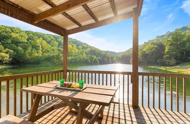 Pools, Hiking & Lake, Ping Pong, Shuffleboard! Close to SDC, Lake, Shows