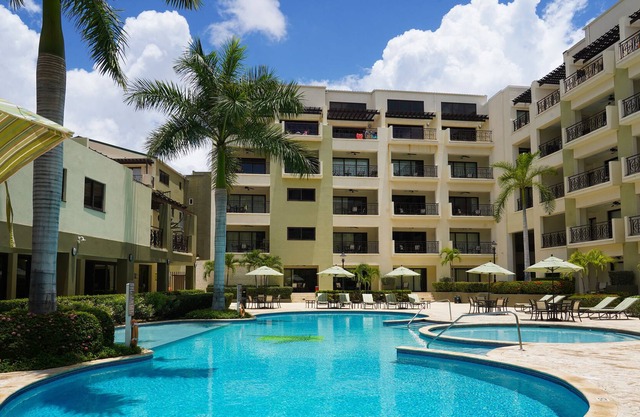 ★Poolside 2BR/BA Condo @Palm Beach-3 min to the beach