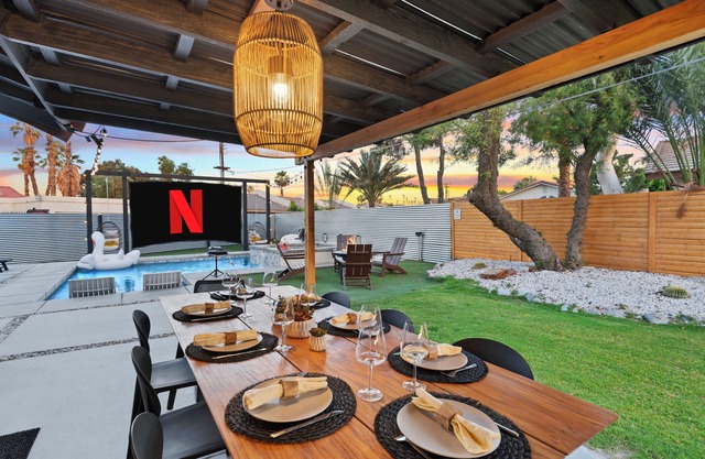 Poolside Movie, Outdoor Game Room & King Beds
