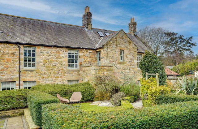 Pope Lodge at Hallsteads: Stunning Stone Coach House Conversion