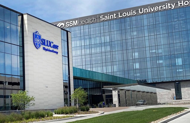 Popular CWE/SLU Area- 2 King Beds w/Free Parking