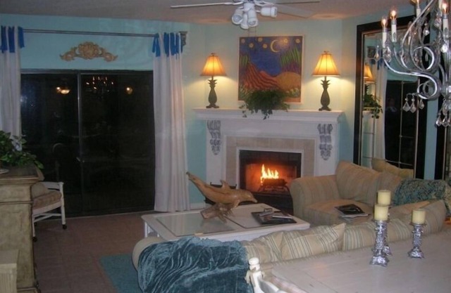Popular, well priced condo views 3 bodies of water on Perdido Key!