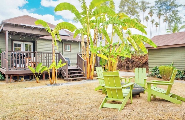 Porch & Lush Garden Bright 3BR Escape