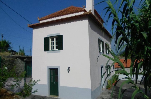 Porto da Cruz Holiday Cottage