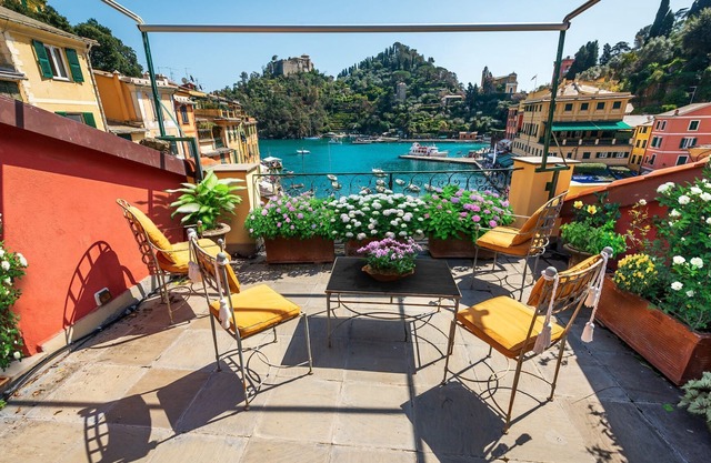 Portofino Rooftop - Living in Style with Terrace and Stunning Views