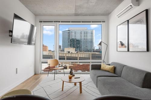 Post Chicago Getaway Ideal 4BR for Groups