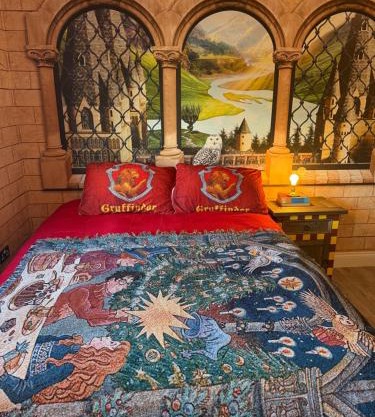 Potters Hideout- 2 Bedroom 2 Bathroom Apartment