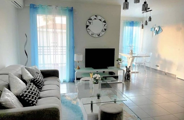 Prado Plage-vélodrome-t2/3 Vue Mer, Parking Privée