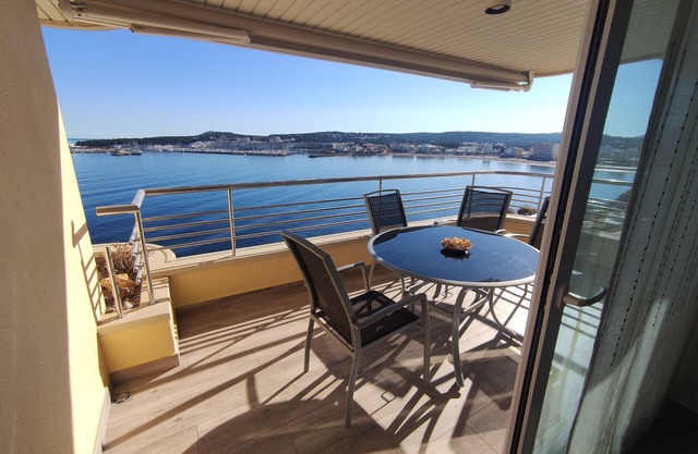 Precioso Apartamento Frente al mar Para 4 Personas