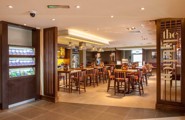 Premier Inn Witney