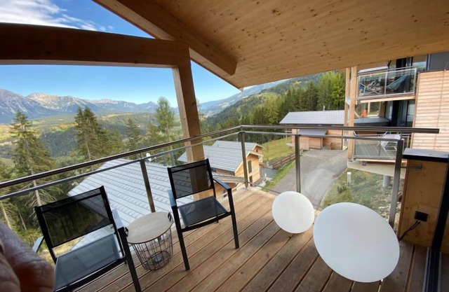 Premium # 06 Sauna&Sprudelpool aussen by Interhome