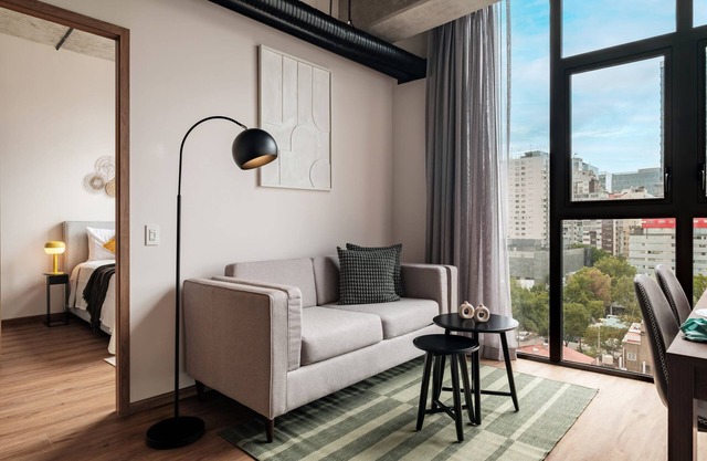 Premium 1.5 Bedroom in Brand New Luxury Tower