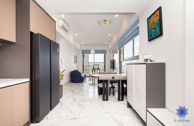 Premium 2BRs Apt with AC, Free Gym & Pool; 1.5km from TSN airport