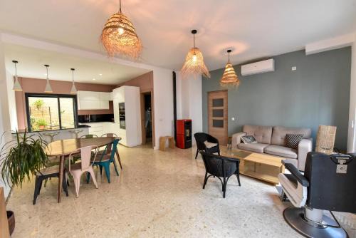 Premium Exclusive Property - The Barber's House