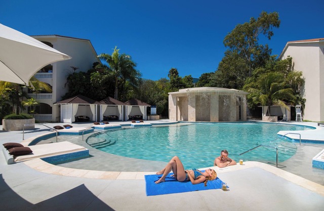 Presidential Suite 5 minutes to BeachnAll inclusive