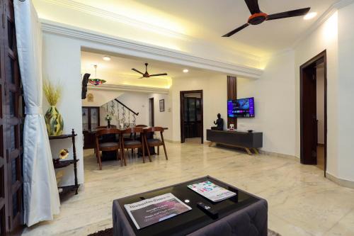Presidential Villa - Kandivali East
