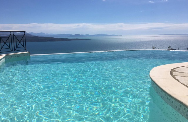 Prestige Villas | AGNI | 5* VilIa with Infinity Pool & Stunning Views Over Agni