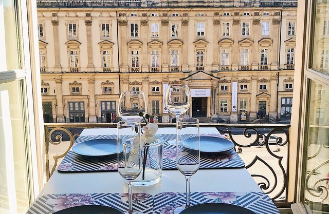 Prestige Vue & Spa in the heart of Lyon's prestigious square