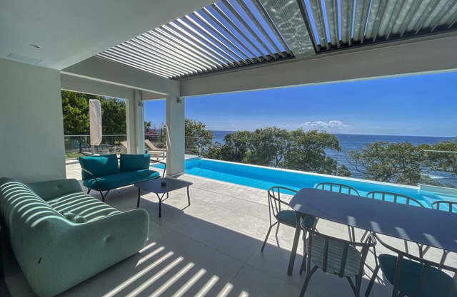 Prestigious villa KURANDA CAVE