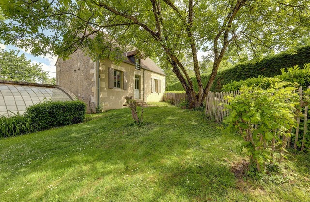 Pretty country house with access to swimming pool, sauna and Scandinavian bath