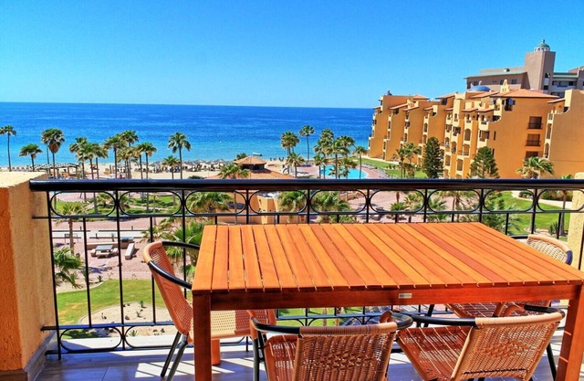 Princesa 2-Story 3-bedroom Luxe Remodel Penthouse