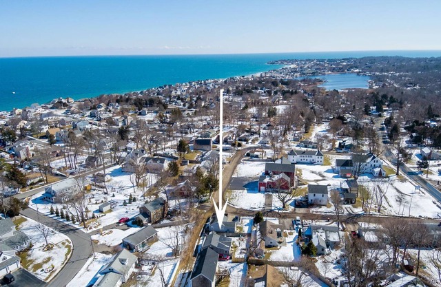 Priscilla Beach Cozy Cottage-5 min walk to beach!!