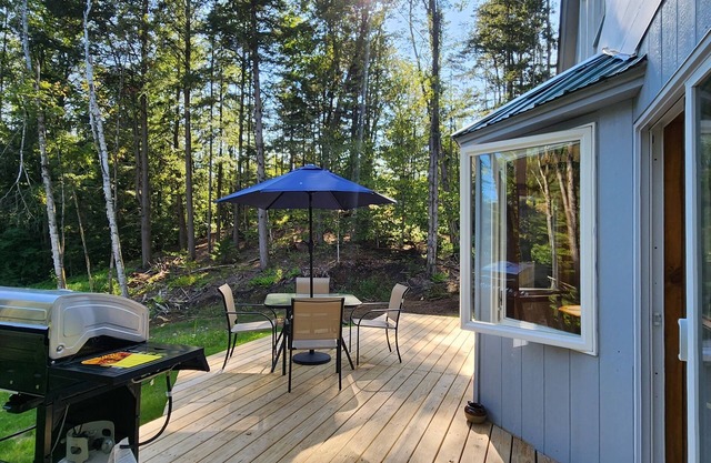 Pristine, Peaceful & Private - relax refreshing waterfalls and swimming holes