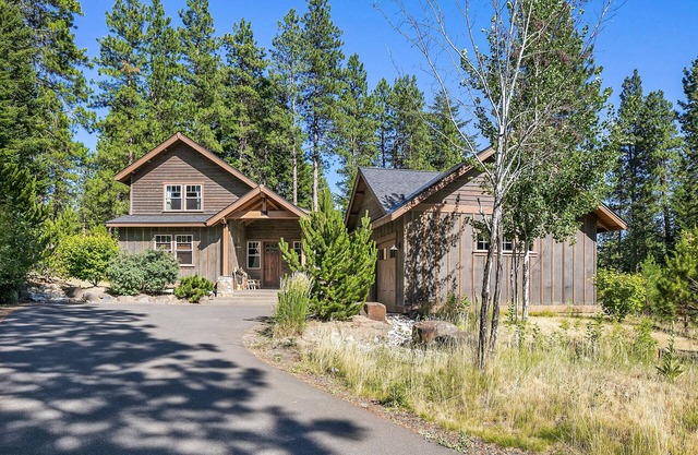 Privacy and Luxury! Fantastic outdoor living space. Hot Tub and Game Room