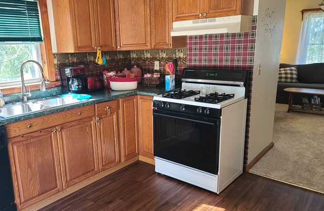 Private apt approx 20 from Sabraton/Morgantown & 30 mins from Stadium/Evansdale
