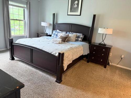 Private Cul-de-Sac Oasis 4BR