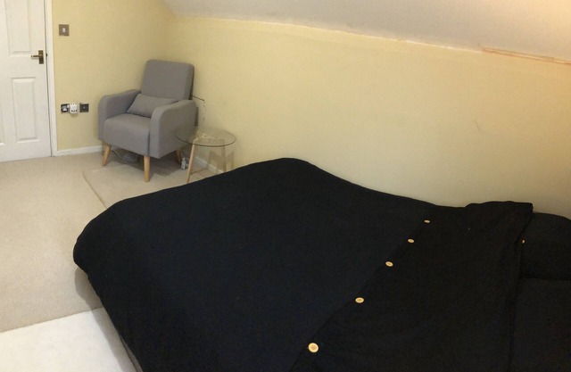 Private Double Room With New En-suite Shower Room