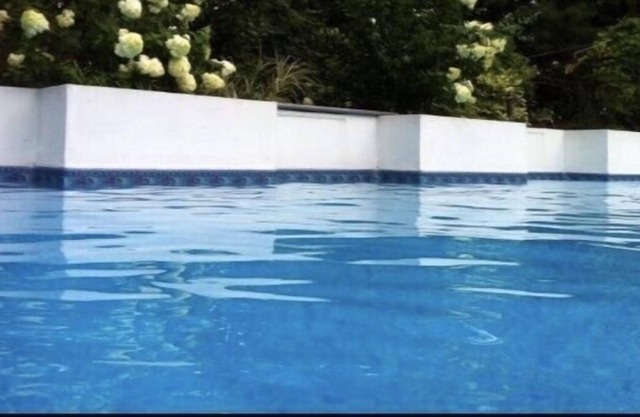Private Estate guest apartment with seasonal outdoor pool