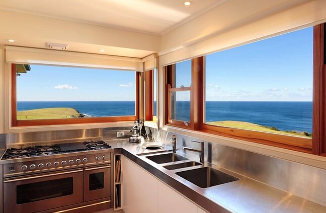 » Private Farm on the Ocean.180 Degree Views.