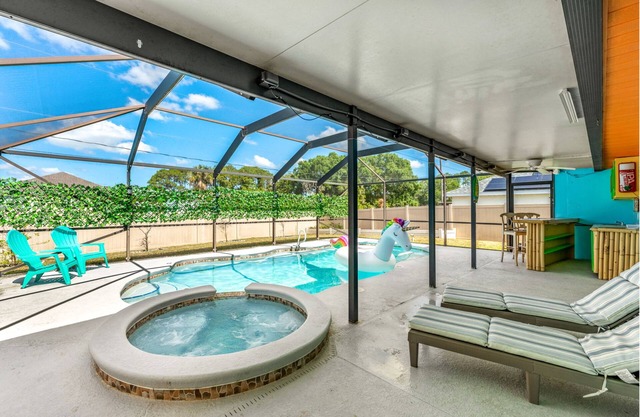 Private Florida Home with Pool and Hot Tub Enclosure, King Bed in Master Suite