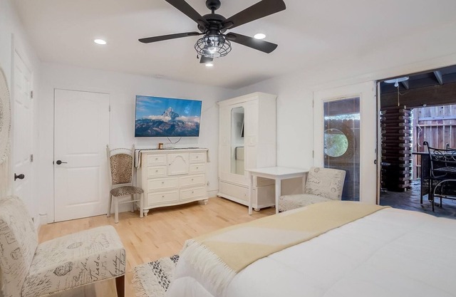 private hidden cottage