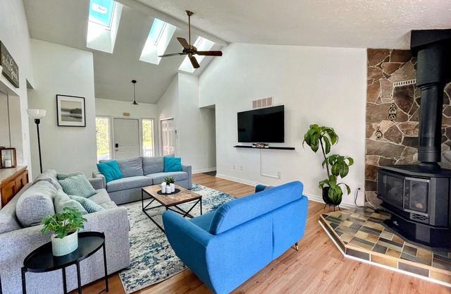 Private Lakefront- Hot Tub - Sunsets