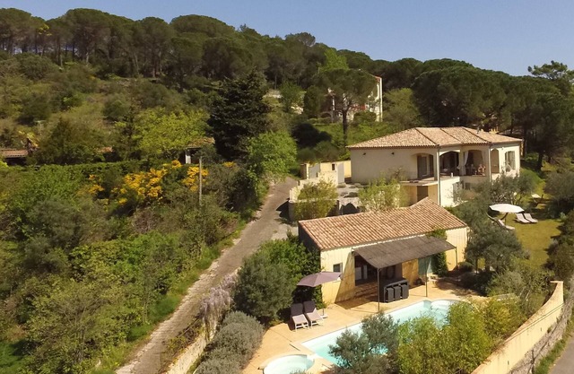 Private paradise with swimming pool and panoramic view of Anduze and the Cévennes!