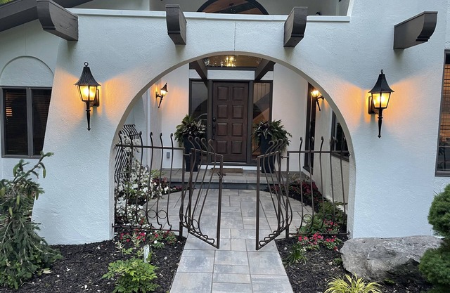 Private Pool/6 bed/4.5 bath/Game room/Cable TV/Grill/Fire Pit/Wifi/AC